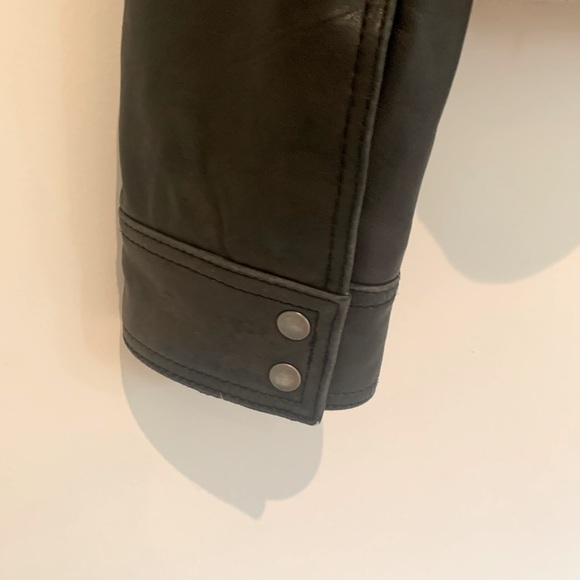 Y2K Women’s Leather Jacket - Picture 5 of 11